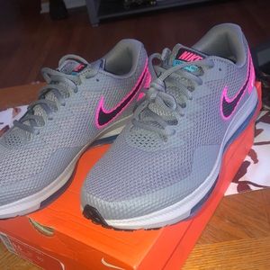 Nike zoom all out low 2